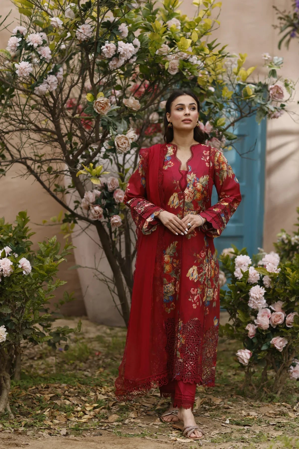Manara | Vintage Flora 24 | Carmen - Official Manara stockist in UK - Sakeena London