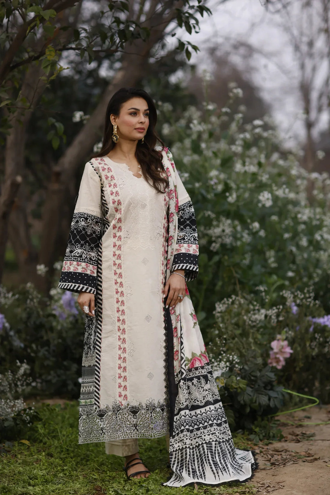 Manara | Vintage Flora 24 | Solaina - Official Manara stockist in UK - Sakeena London
