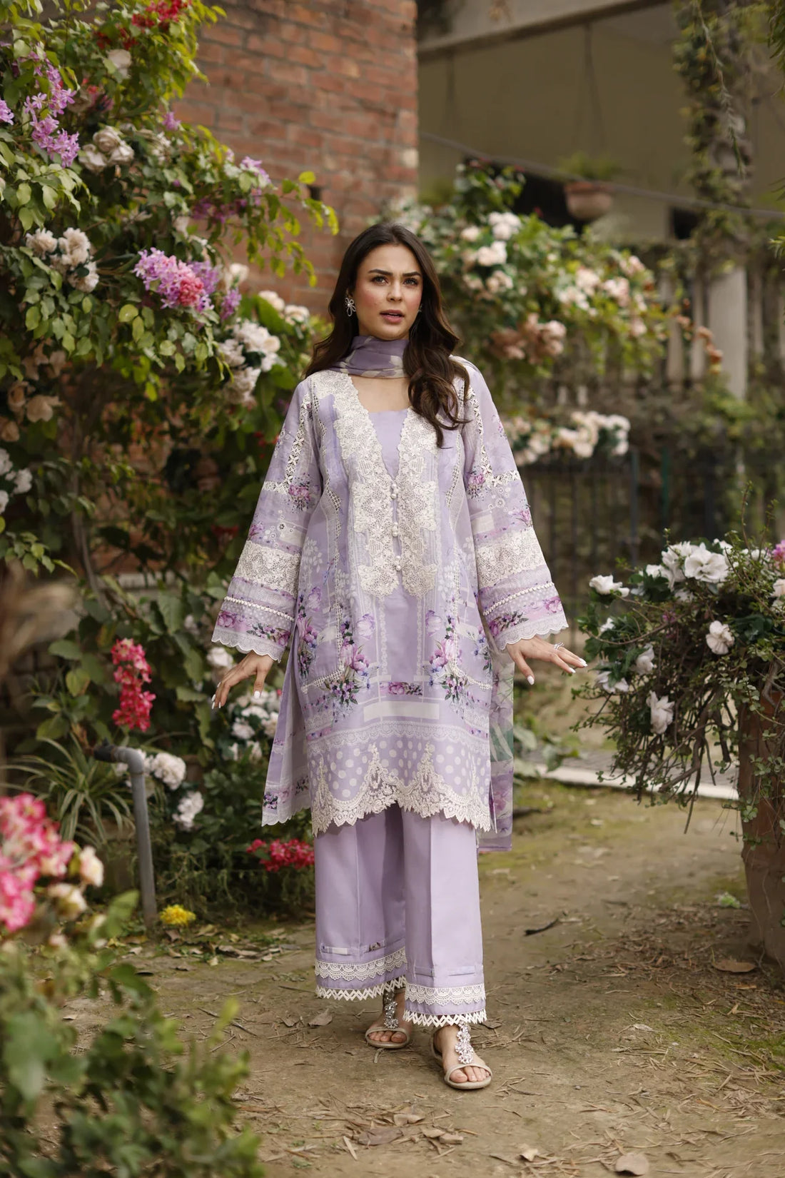 Manara | Vintage Flora 24 | Amaya - Official Manara stockist in UK - Sakeena London