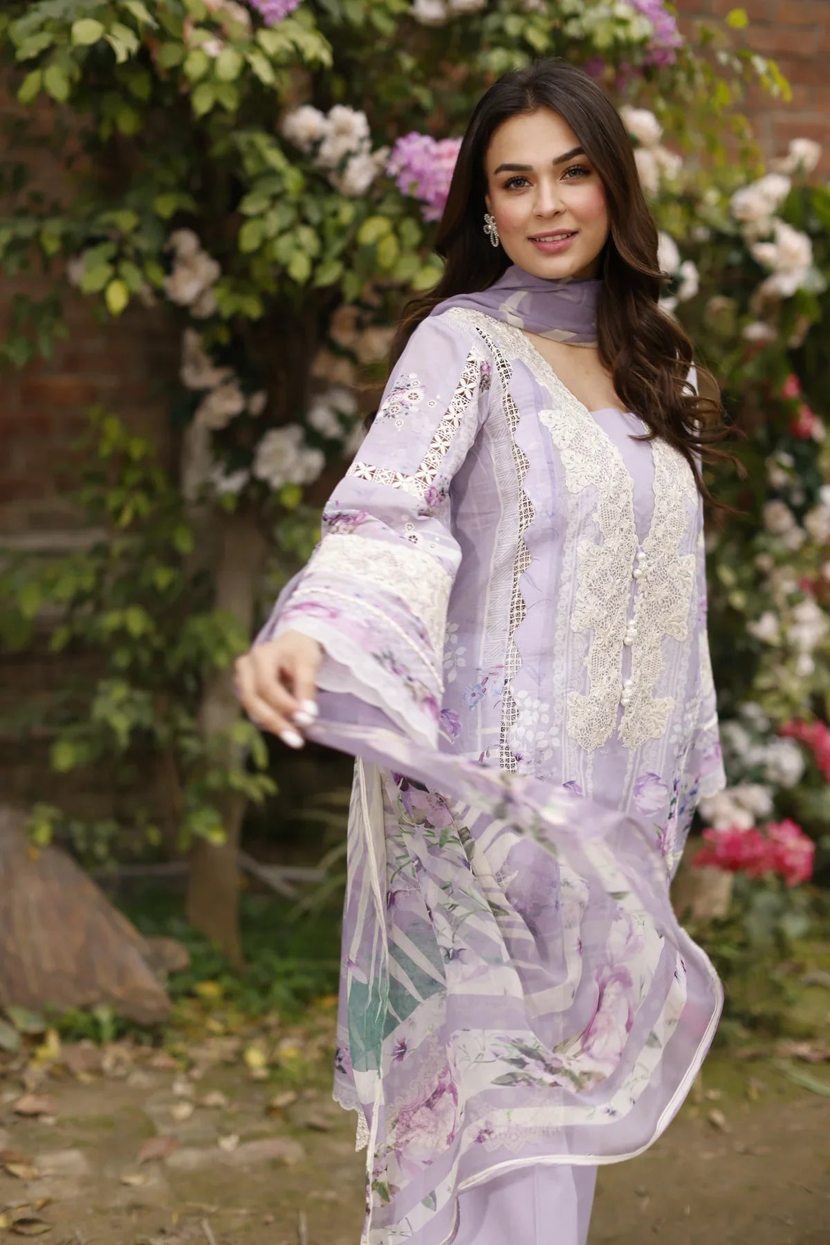 Manara | Vintage Flora 24 | Amaya - Official Manara stockist in UK - Sakeena London