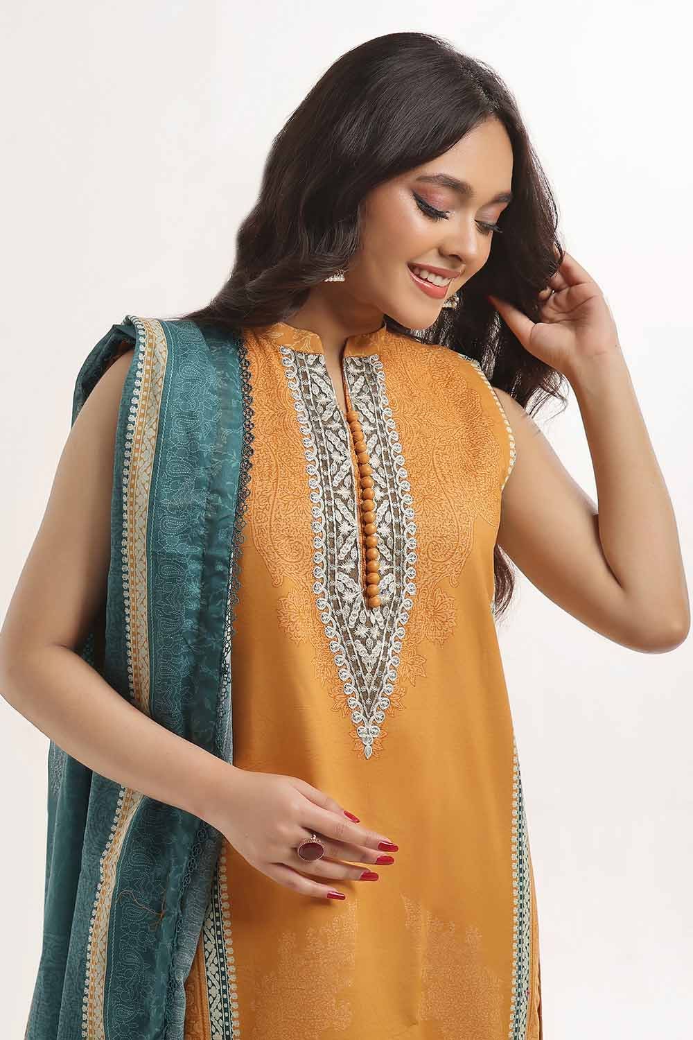 Gul Ahmed | MalMal Collection 24 | ML-42015 - Official Gul Ahmed stockist in UK - Sakeena London