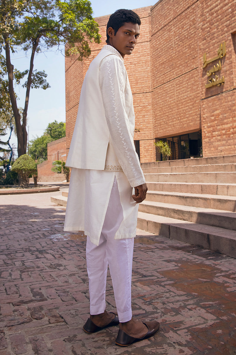 Pakistani Menswear | MNR-YB-18 - Official Sakeena London Ltd. stockist in UK - Sakeena London