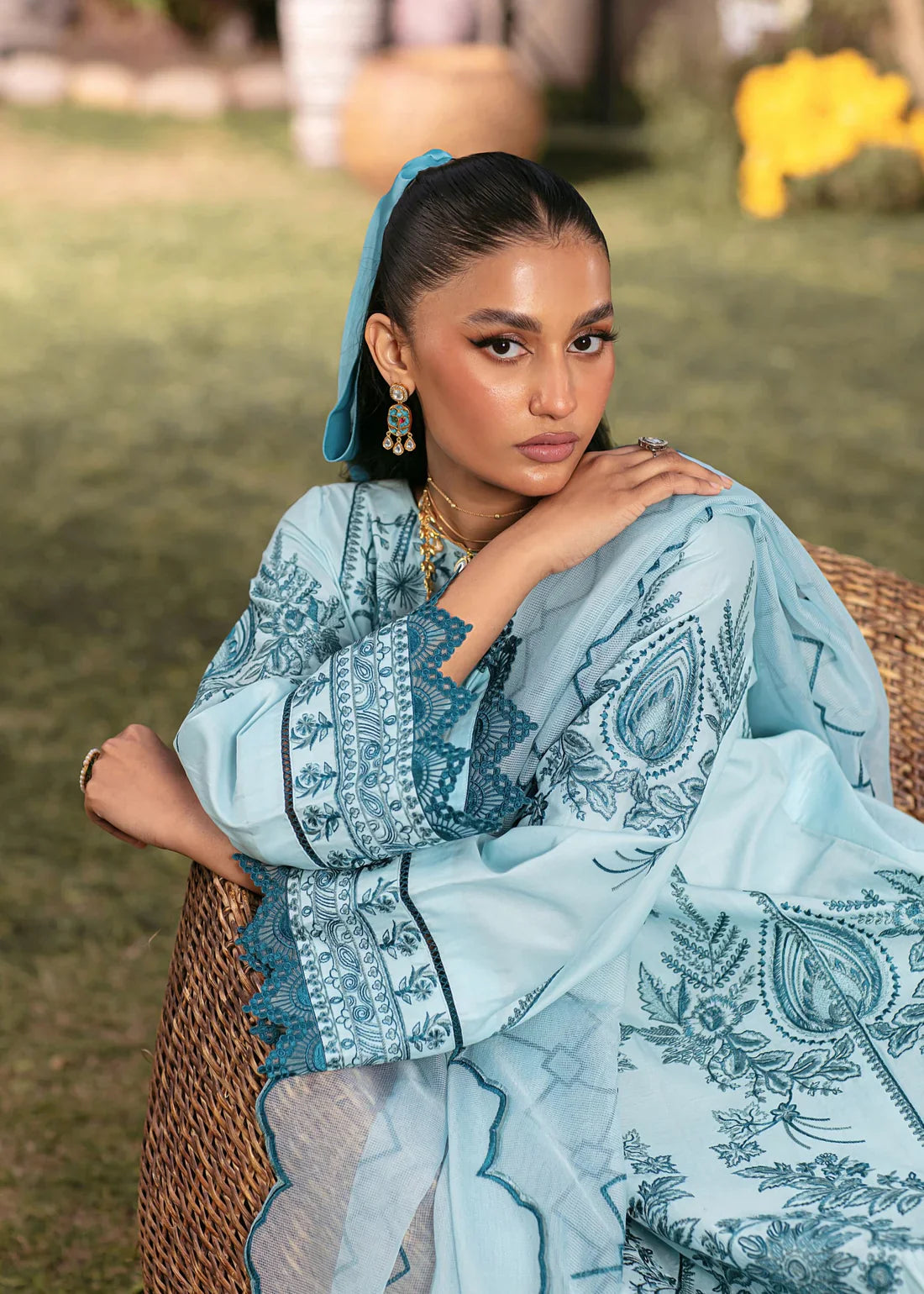 Mohagni | Muntazir Luxury Lawn 24 | CM-10 - Official Mohagni stockist in UK - Sakeena London