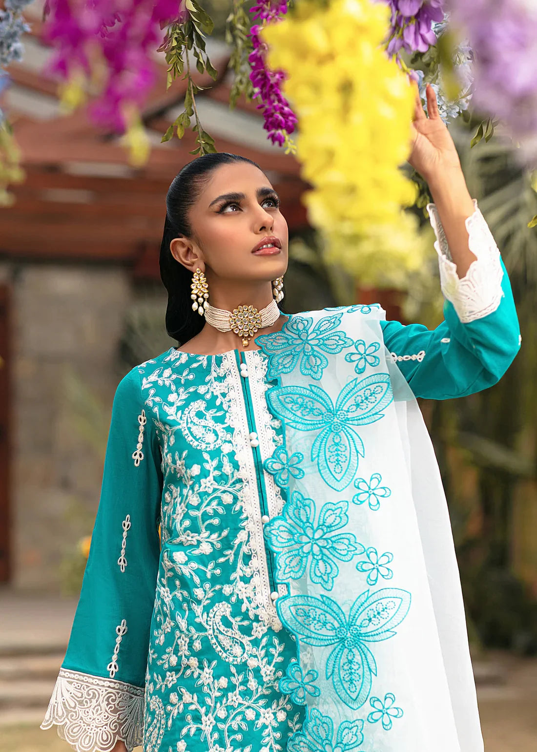 Mohagni | Muntazir Luxury Lawn 24 | MGZ-10 - Official Mohagni stockist in UK - Sakeena London