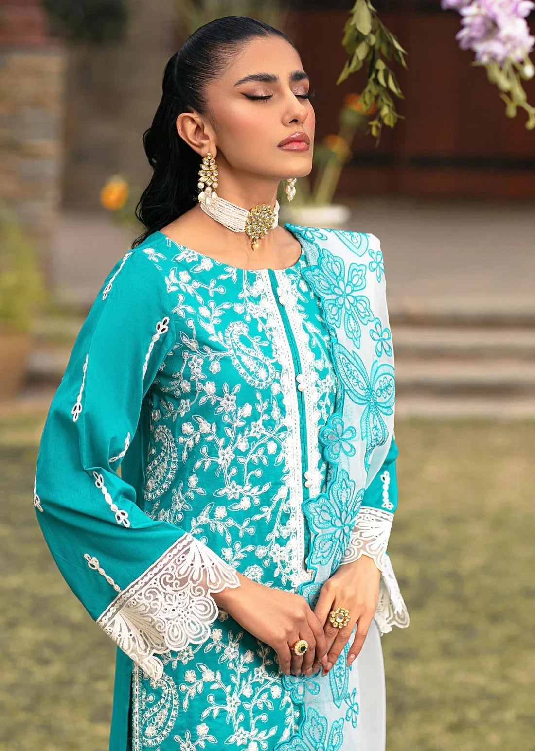 Mohagni | Muntazir Luxury Lawn 24 | MGZ-10 - Official Mohagni stockist in UK - Sakeena London