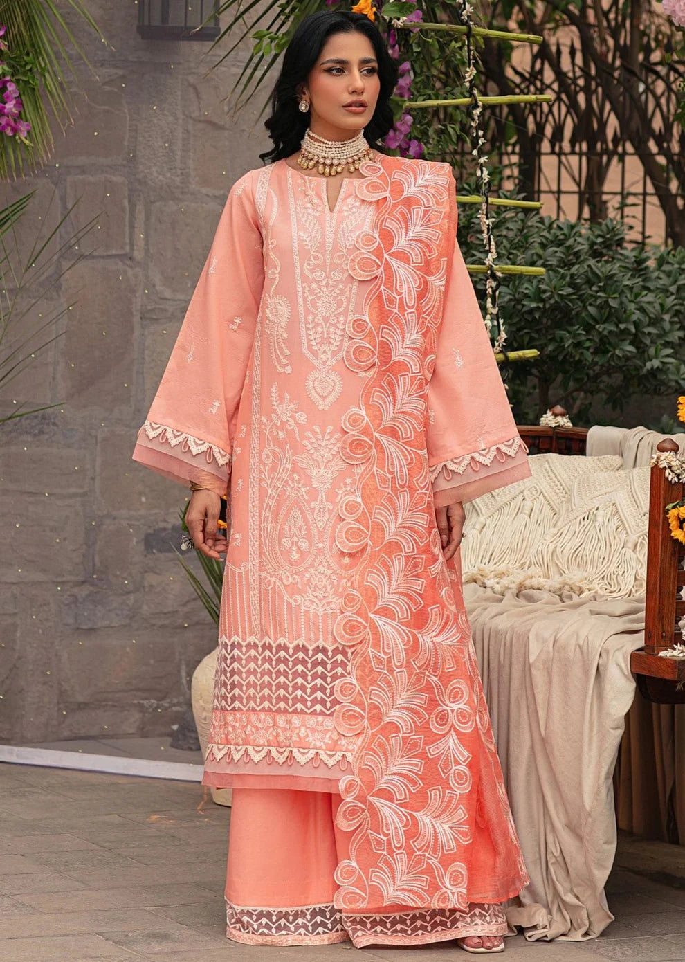 Mohagni | Muntazir Luxury Lawn 24 | CM-01 - Official Mohagni stockist in UK - Sakeena London