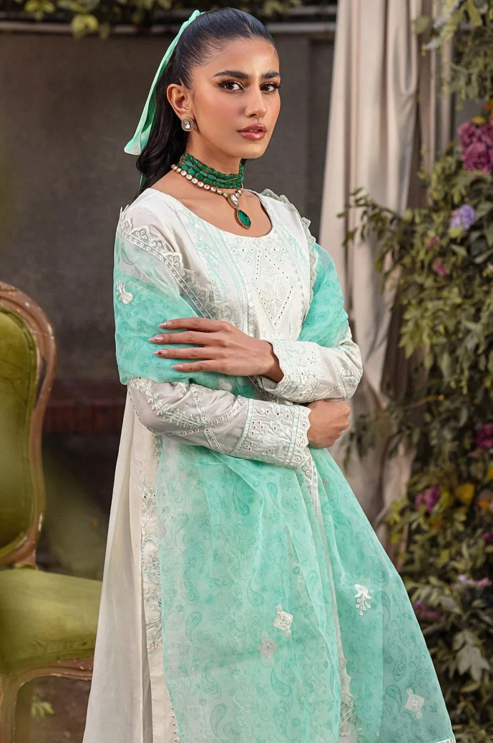 Mohagni | Muntazir Luxury Lawn 24 | CM-03 - Official Mohagni stockist in UK - Sakeena London