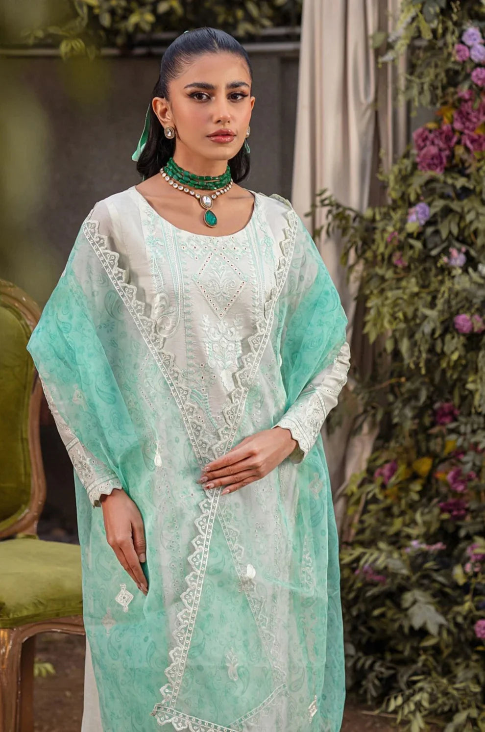 Mohagni | Muntazir Luxury Lawn 24 | CM-03 - Official Mohagni stockist in UK - Sakeena London