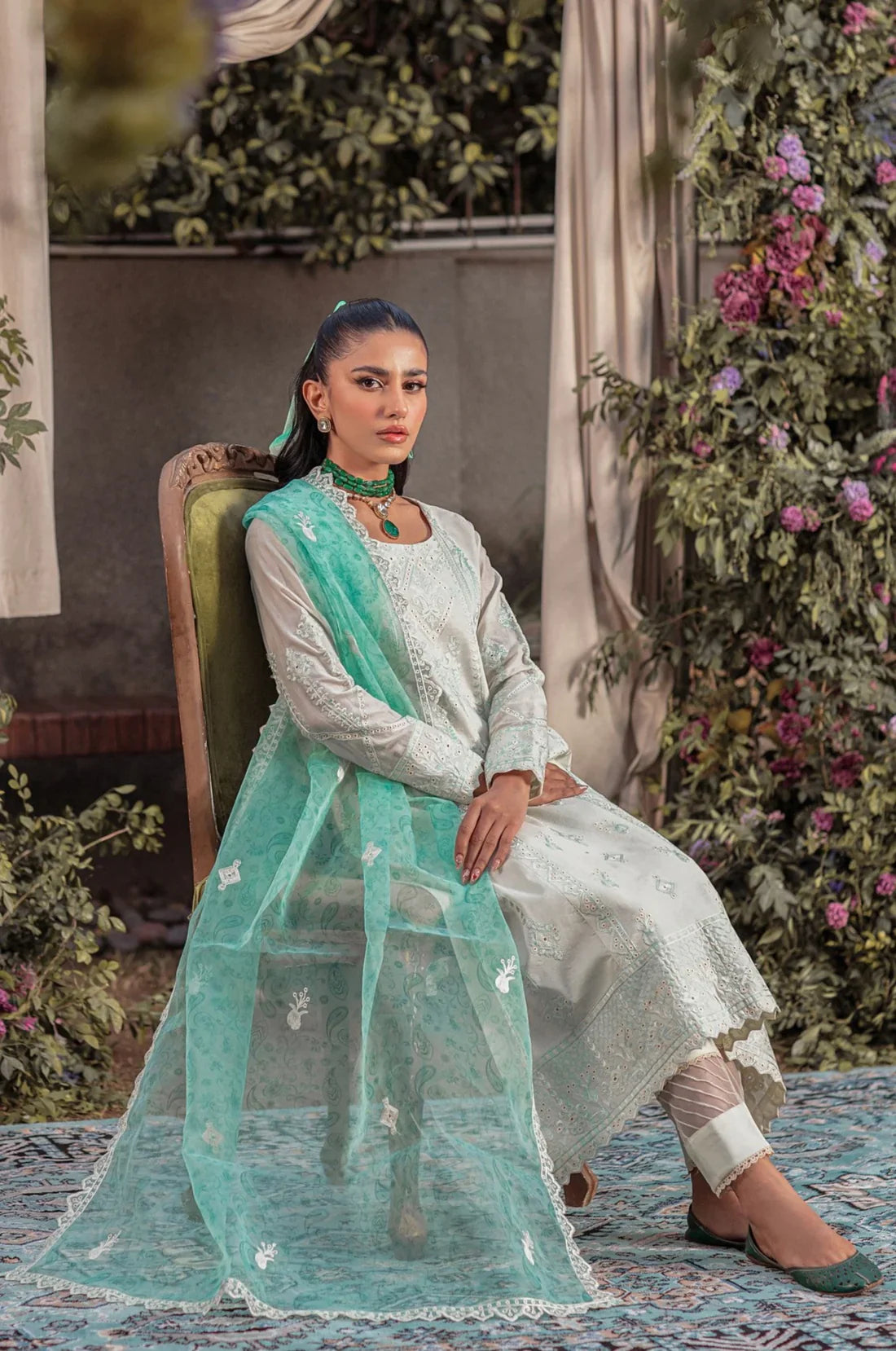 Mohagni | Muntazir Luxury Lawn 24 | CM-03 - Official Mohagni stockist in UK - Sakeena London