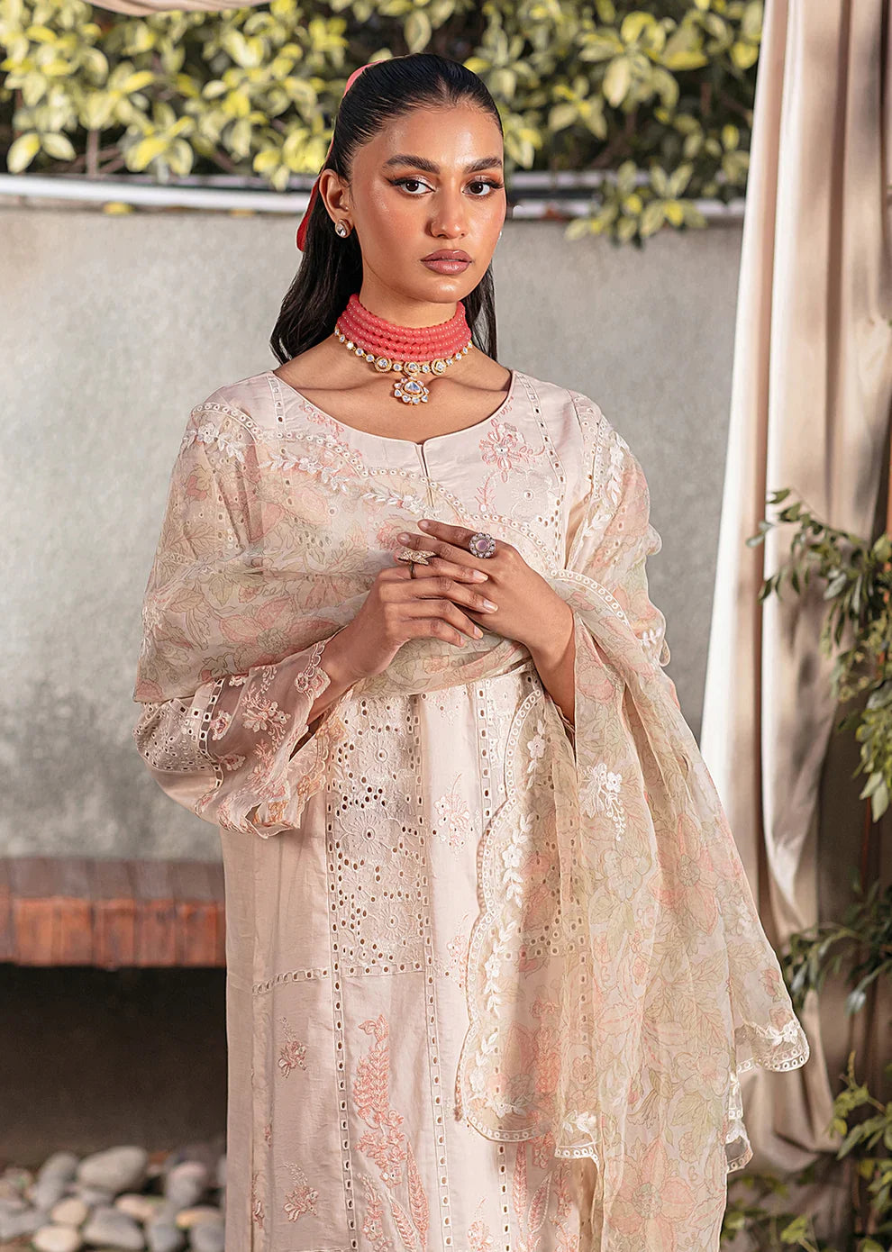 Mohagni | Muntazir Luxury Lawn 24 | CM-04 - Official Mohagni stockist in UK - Sakeena London