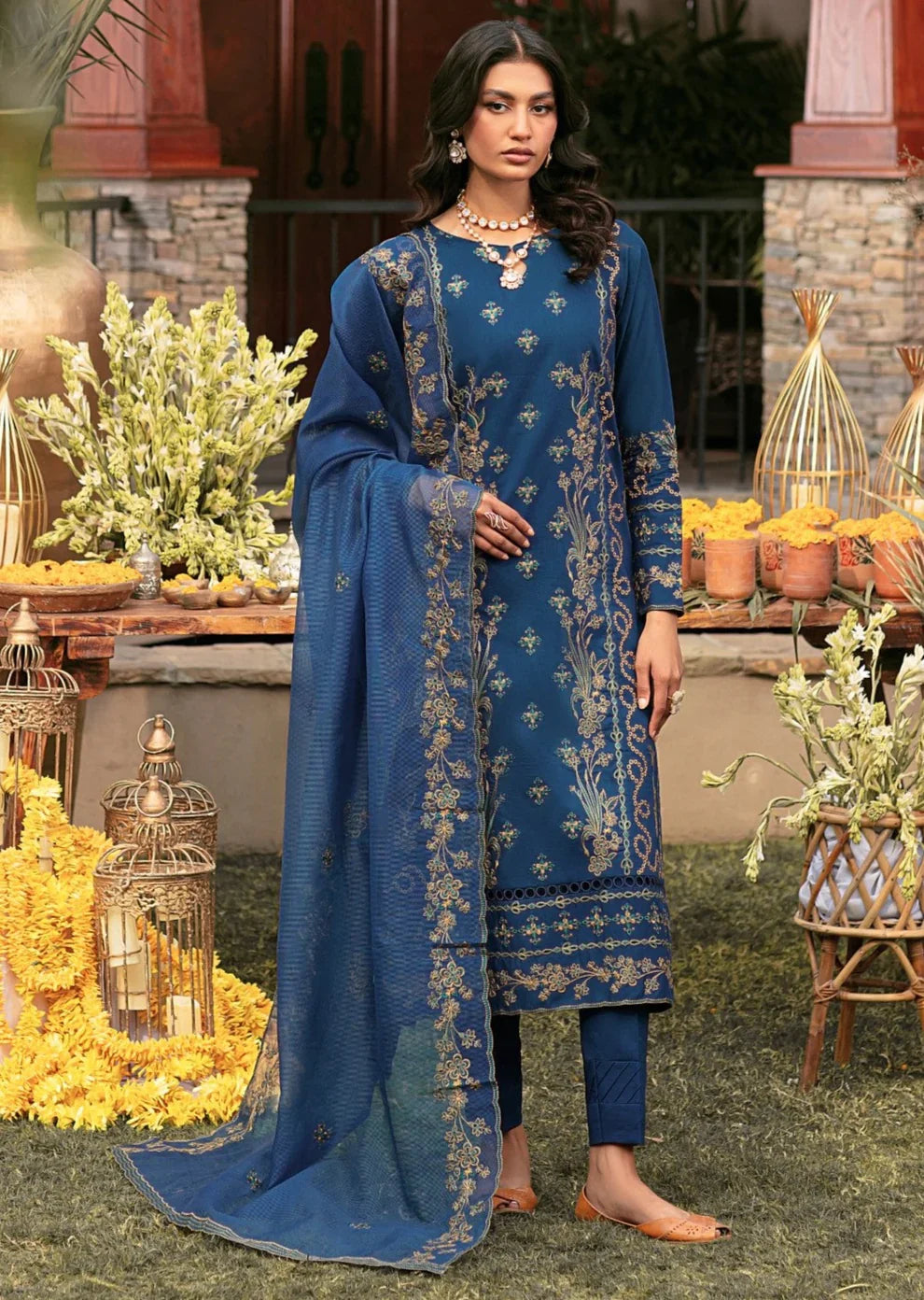 Mohagni | Muntazir Luxury Lawn 24 | CM-06 - Official Mohagni stockist in UK - Sakeena London