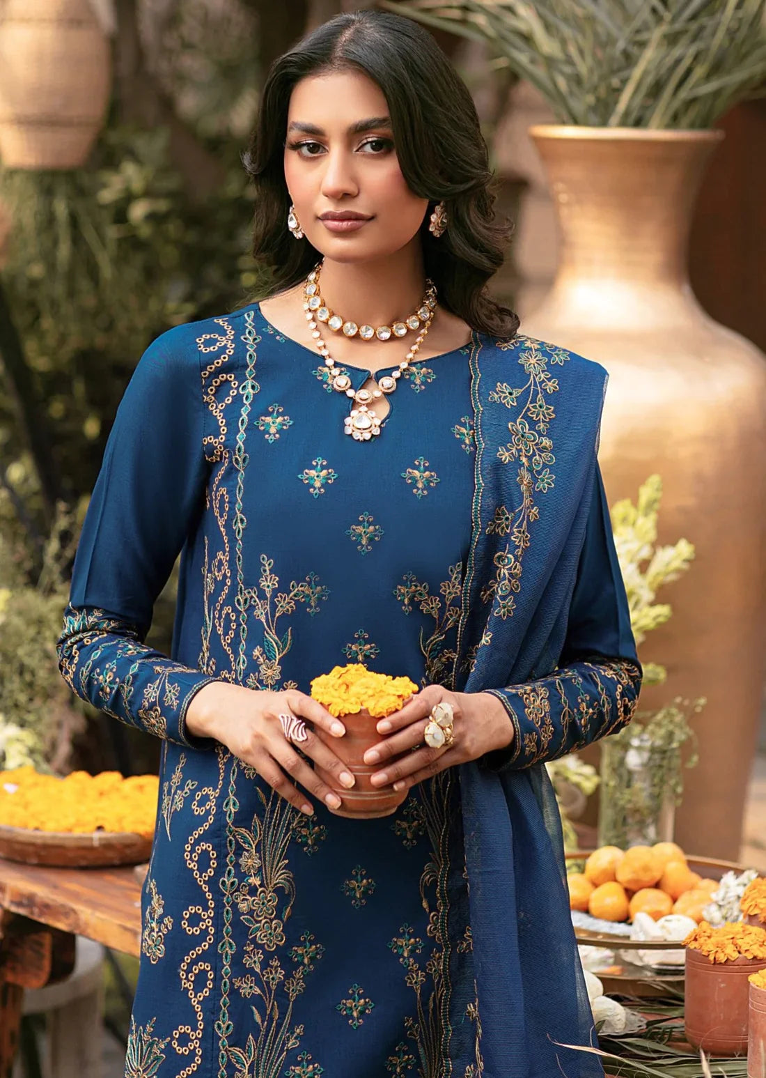 Mohagni | Muntazir Luxury Lawn 24 | CM-06 - Official Mohagni stockist in UK - Sakeena London