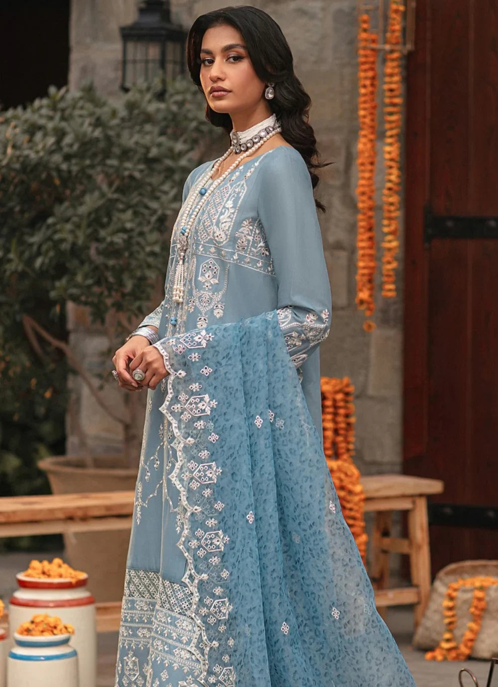 Mohagni | Muntazir Luxury Lawn 24 | CM-07 - Official Mohagni stockist in UK - Sakeena London