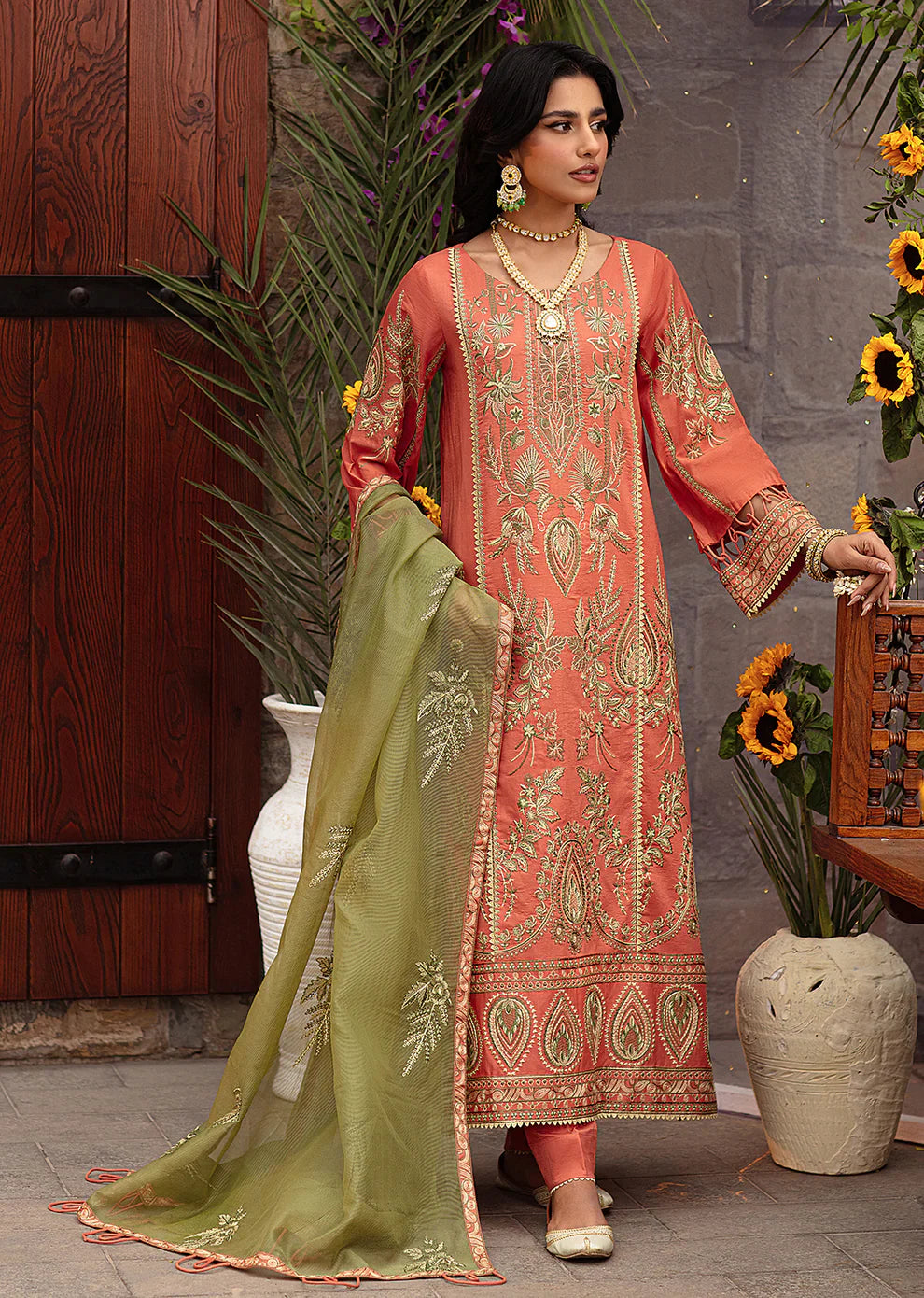 Mohagni | Muntazir Luxury Lawn 24 | CM-09 - Official Mohagni stockist in UK - Sakeena London