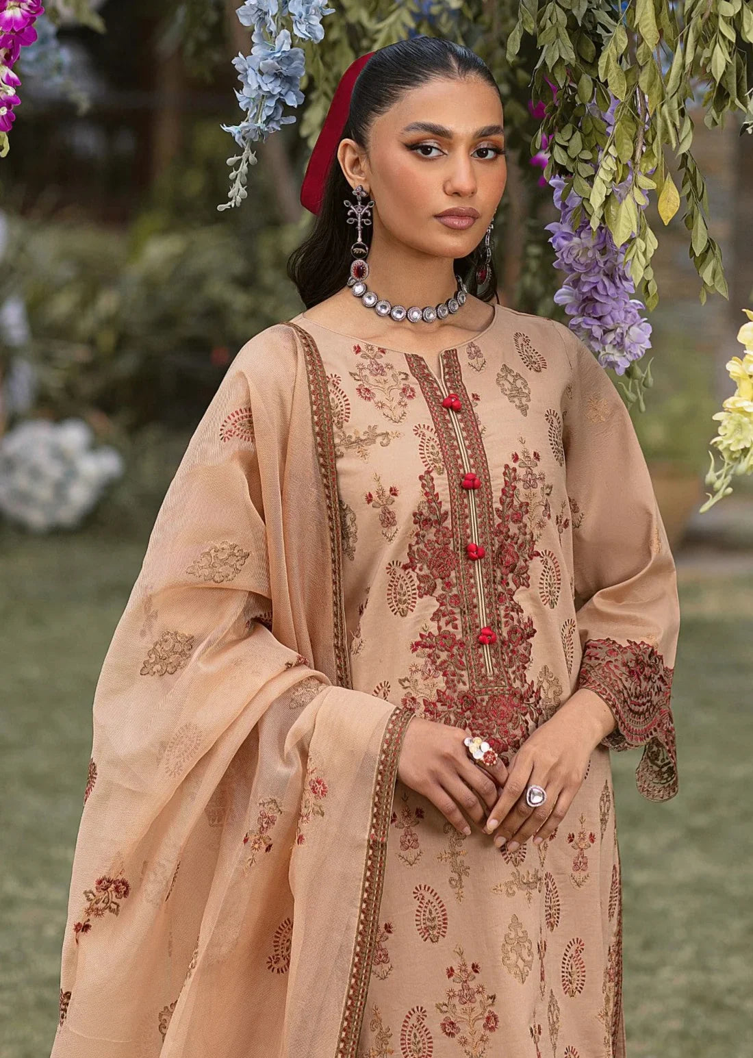Mohagni | Muntazir Luxury Lawn 24 | CM-11 - Official Mohagni stockist in UK - Sakeena London
