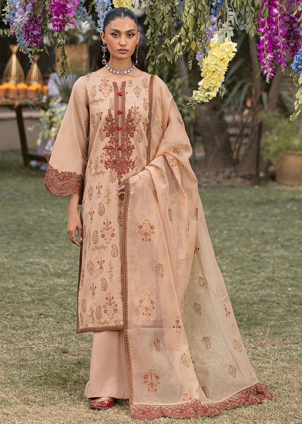 Mohagni | Muntazir Luxury Lawn 24 | CM-11 - Official Mohagni stockist in UK - Sakeena London