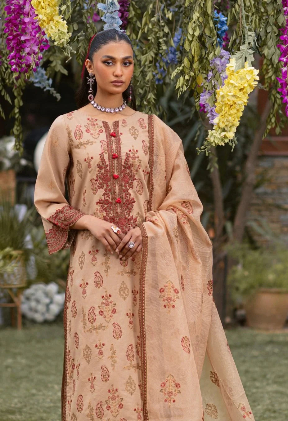 Mohagni | Muntazir Luxury Lawn 24 | CM-11 - Official Mohagni stockist in UK - Sakeena London