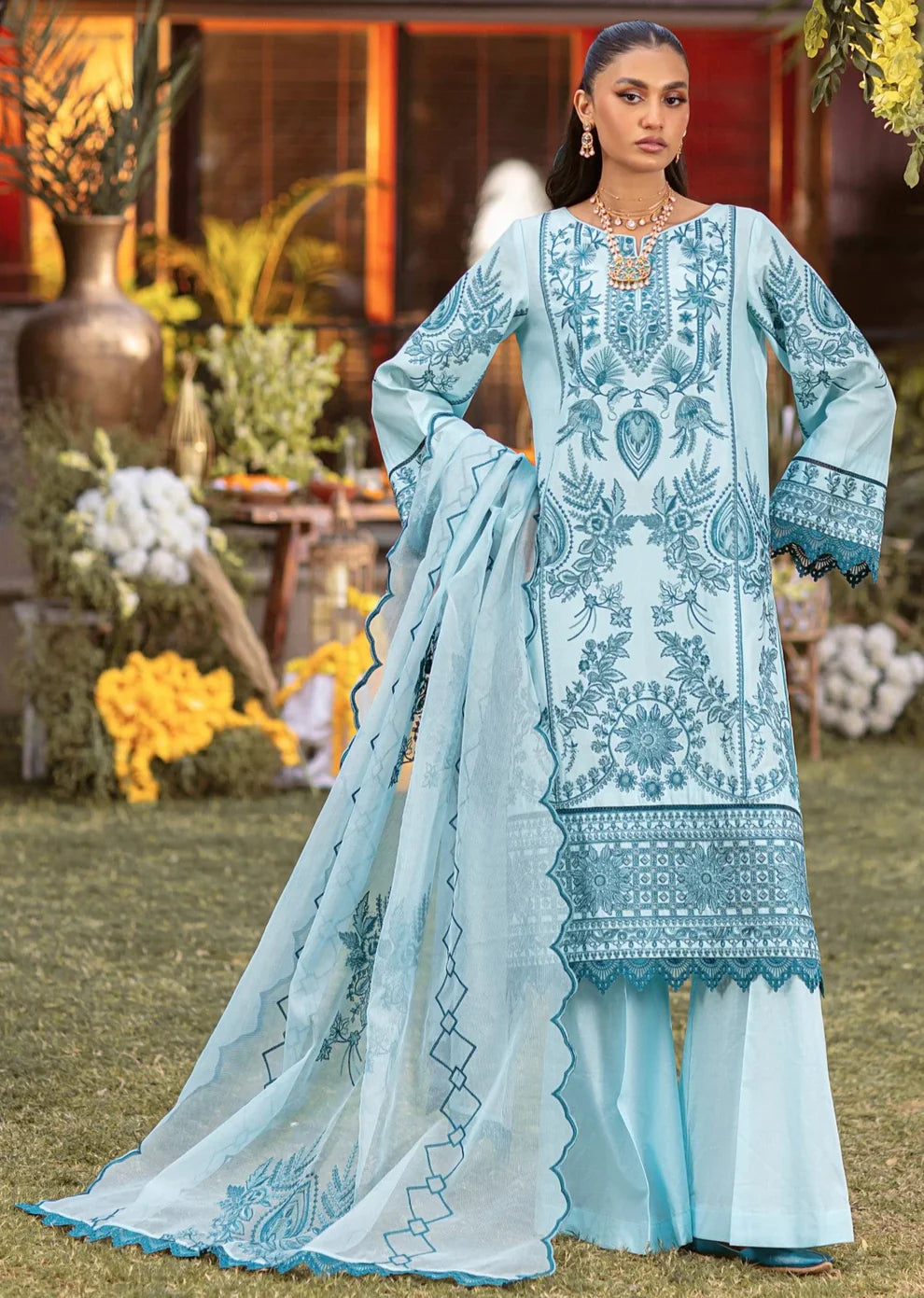 Mohagni | Muntazir Luxury Lawn 24 | CM-10 - Official Mohagni stockist in UK - Sakeena London