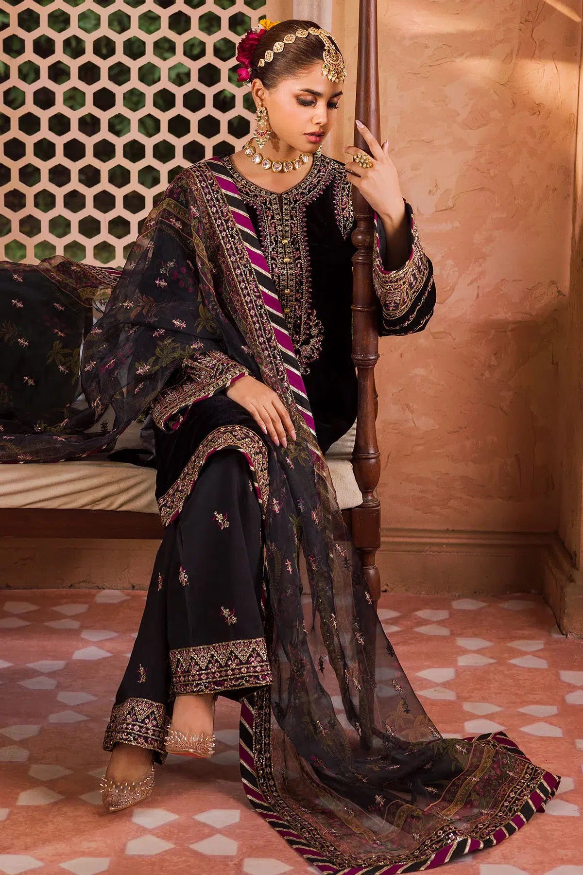 Motifz | Grand Velour Velvet Collection | 4404 - Official Motifz stockist in UK - Sakeena London