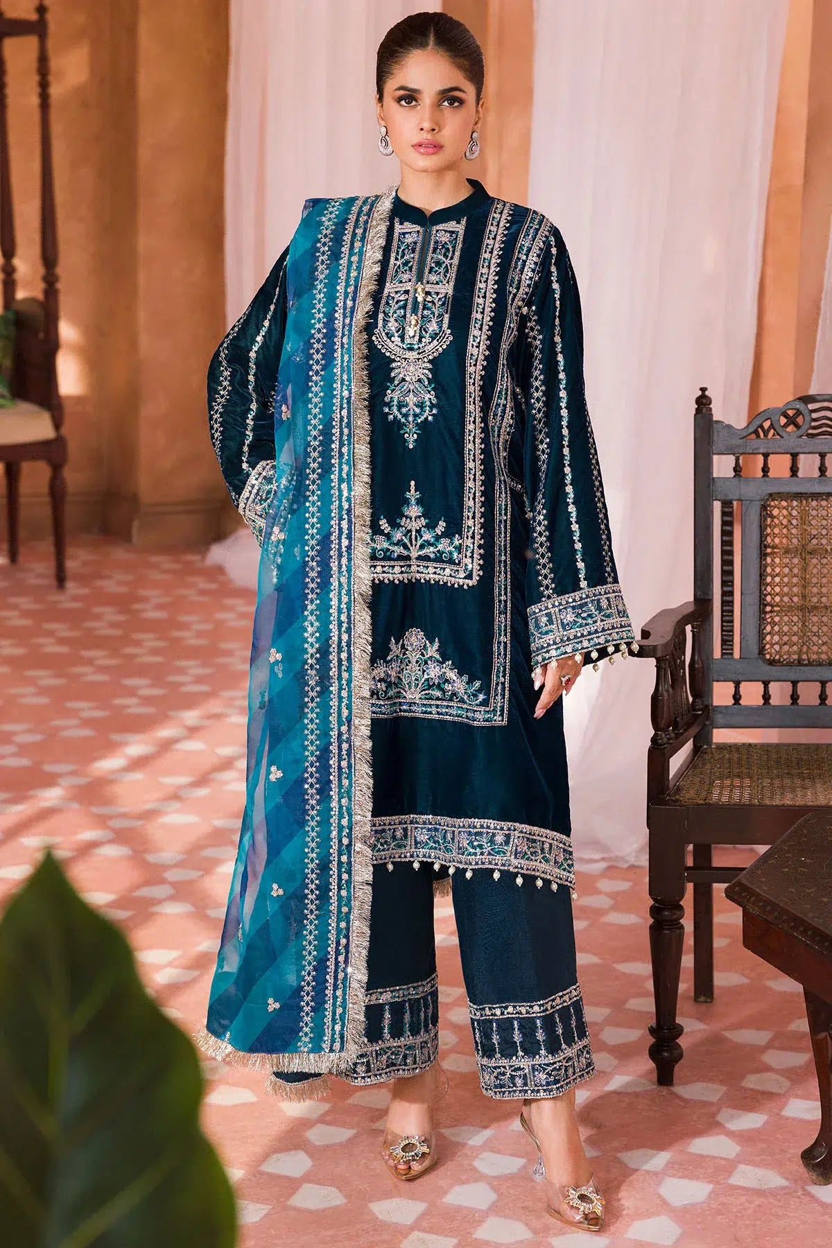 Motifz | Grand Velour Velvet Collection | 4401 - Official Motifz stockist in UK - Sakeena London