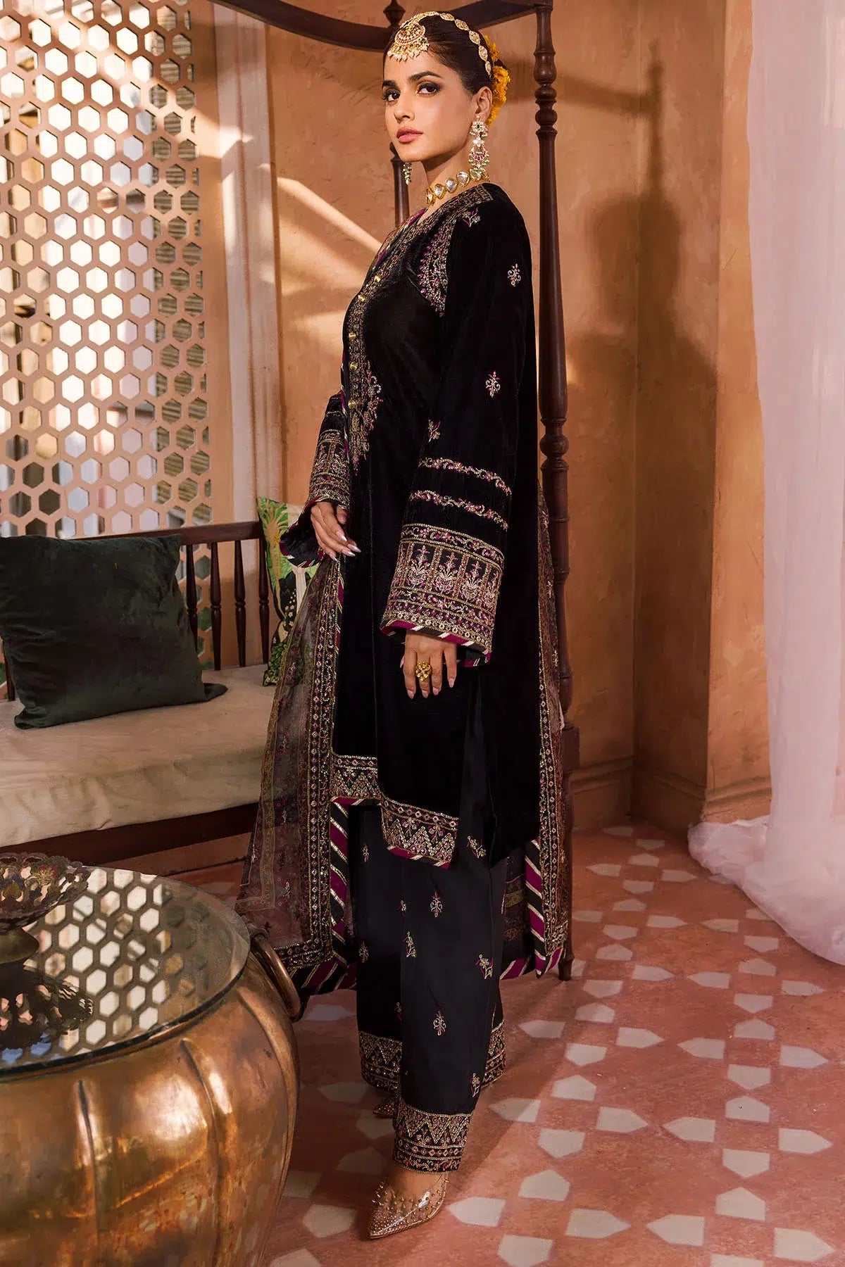 Motifz | Grand Velour Velvet Collection | 4404 - Official Motifz stockist in UK - Sakeena London