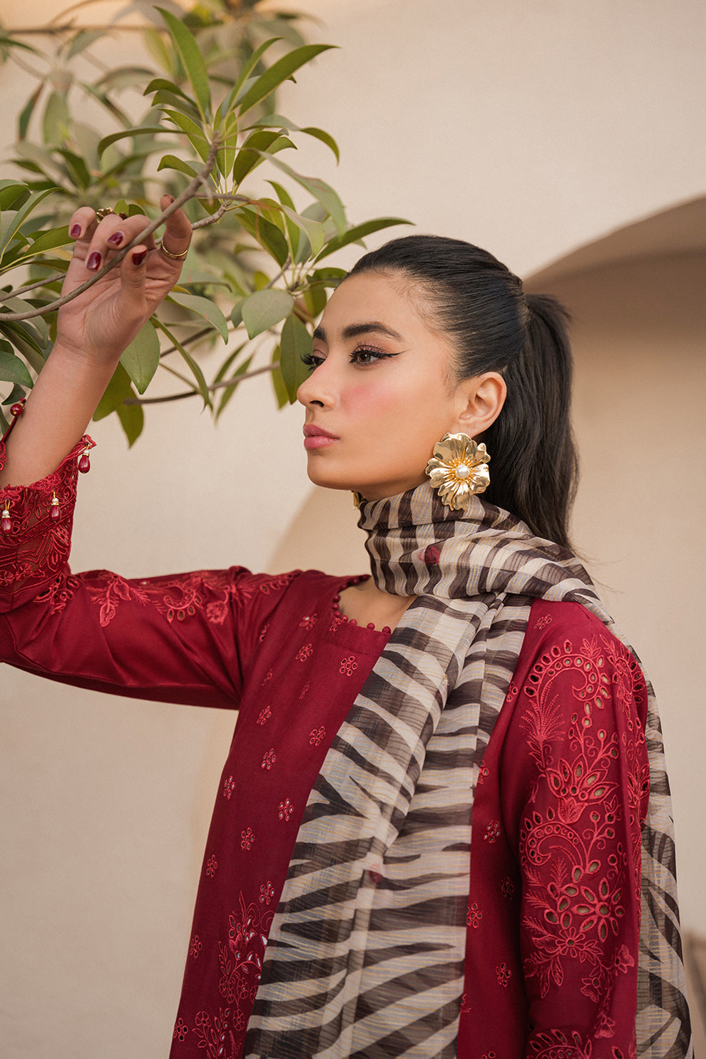 Neeshay | Symphony Luxury Lawn 24 | Cadence - Official Neeshay stockist in UK - Sakeena London