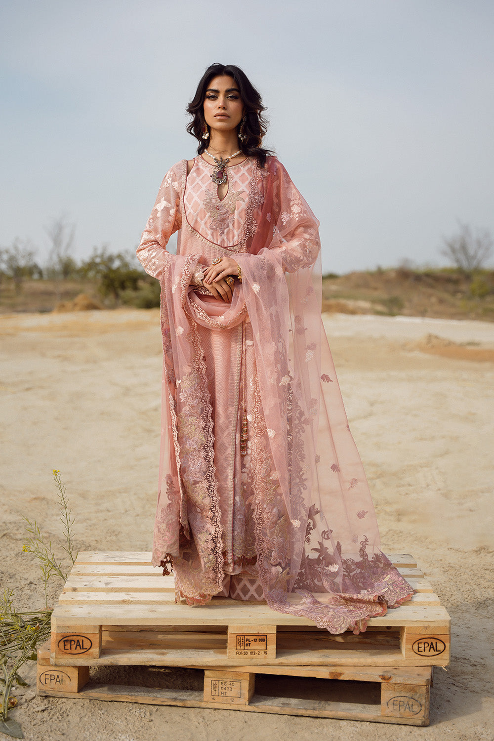 Nilofer Shahid | Verve Summer 24 | Sasha (3pc) ÃÂ¢- Verve SS 24 - Official Nilofer Shahid stockist in UK - Sakeena London