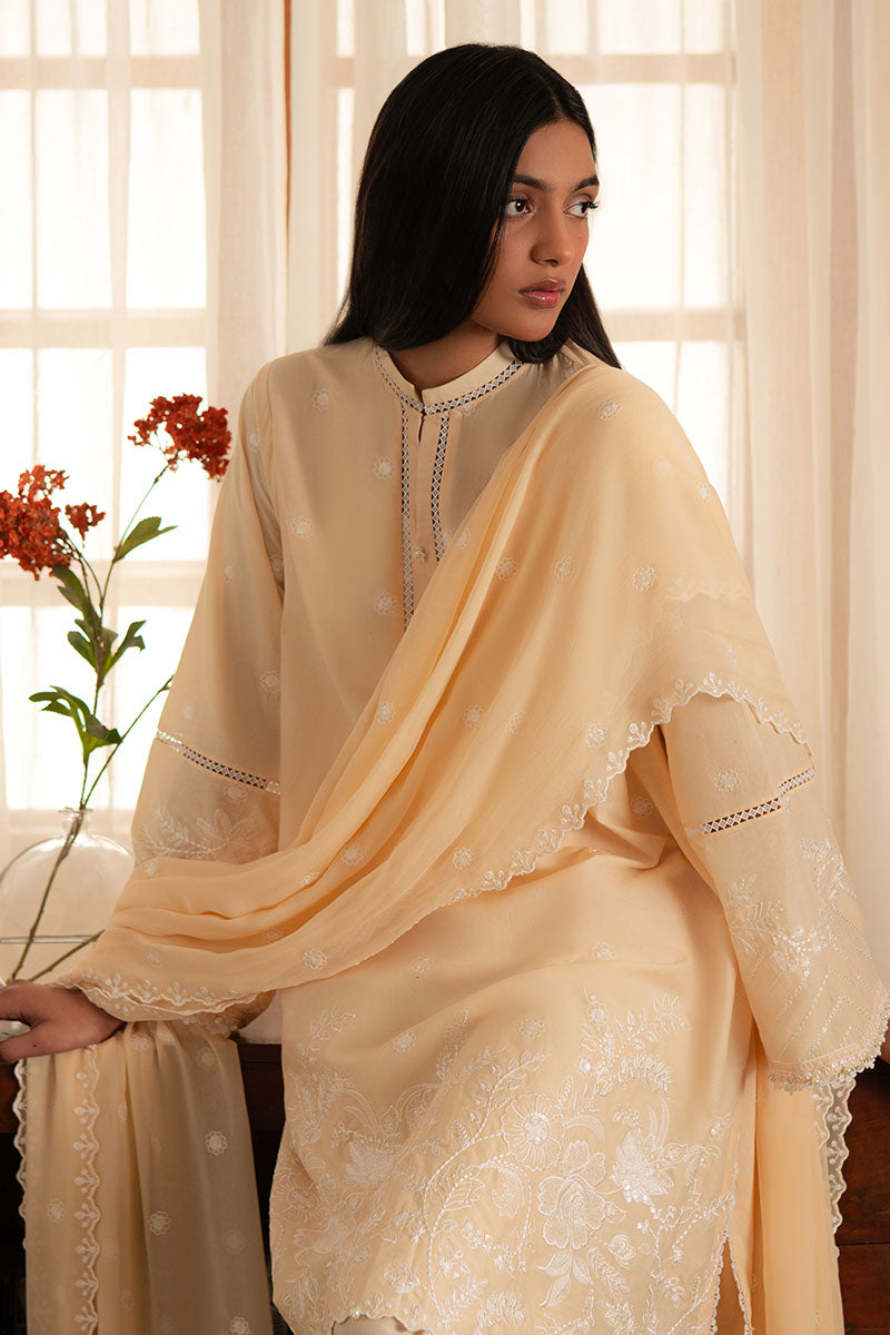 Cross Stitch | Mahiri Lawn 25 | FRENCH GLOW - Official Cross Stitch stockist in UK - Sakeena London