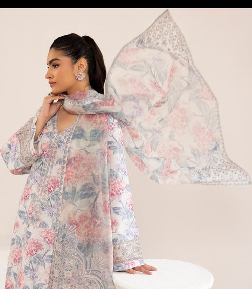 Mohagni | Tulips 24 | PLS-107 - Official Mohagni stockist in UK - Sakeena London