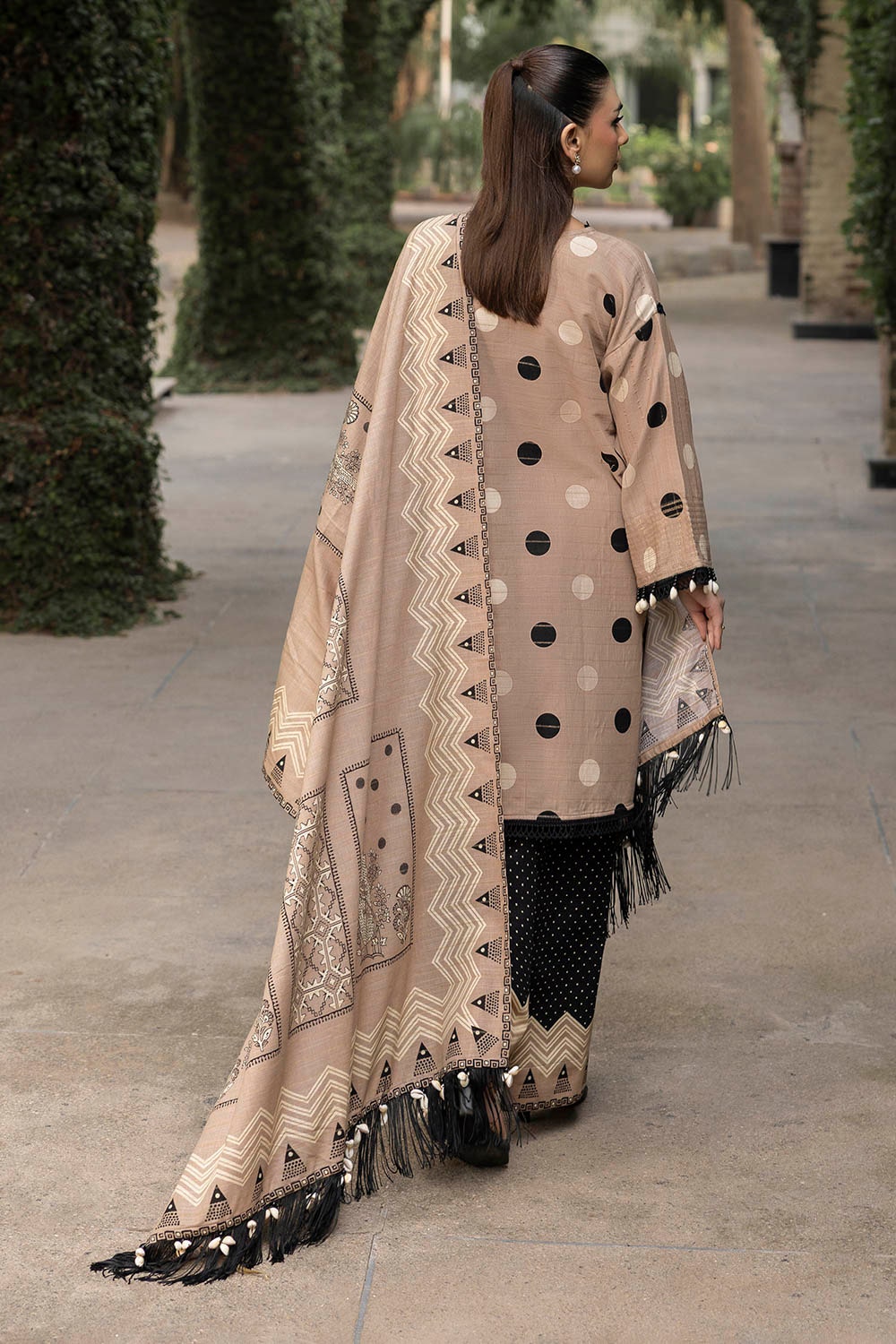 Gul Ahmed | Winter Collection 25 | K-52058 - Official Gul Ahmed stockist in UK - Sakeena London