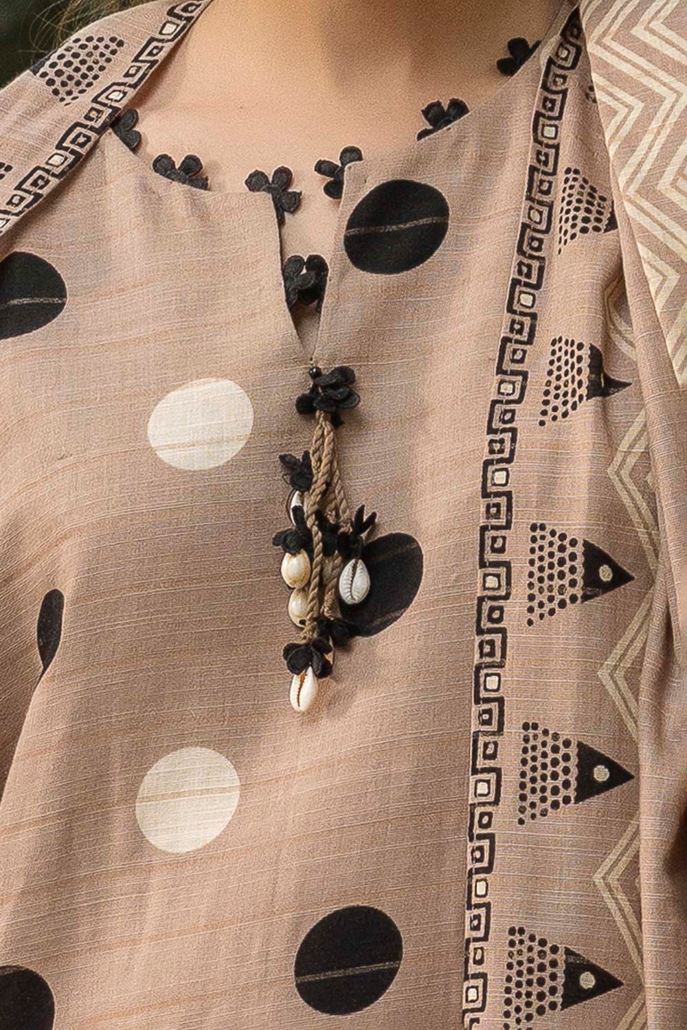 Gul Ahmed | Winter Collection 25 | K-52058 - Official Gul Ahmed stockist in UK - Sakeena London