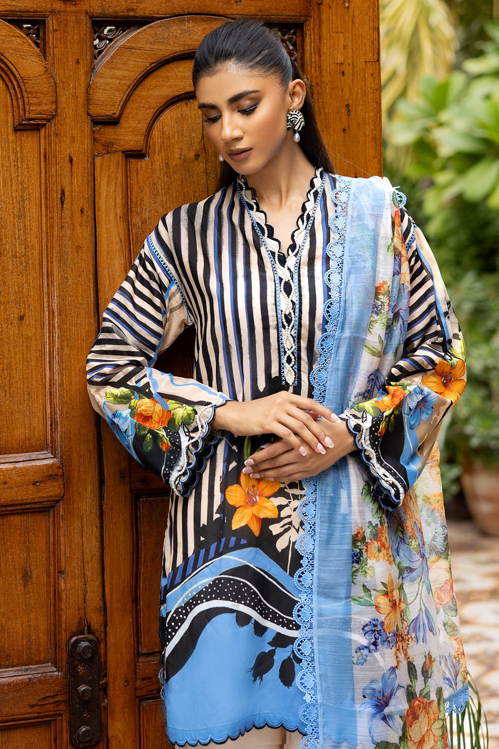 Gul Ahmed | Festive Capsule 25 | PC-52002 - Official Gul Ahmed stockist in UK - Sakeena London