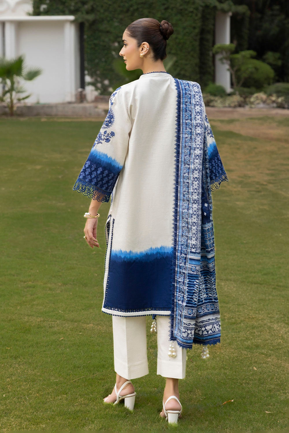 Gul Ahmed | Winter Collection 25 | K-52095 - Official Gul Ahmed stockist in UK - Sakeena London