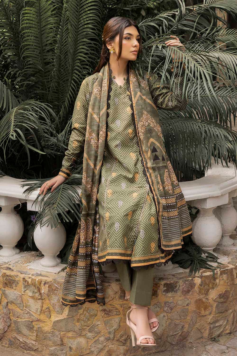 Gul Ahmed | Winter Collection 25 | K-52081 - Official Gul Ahmed stockist in UK - Sakeena London