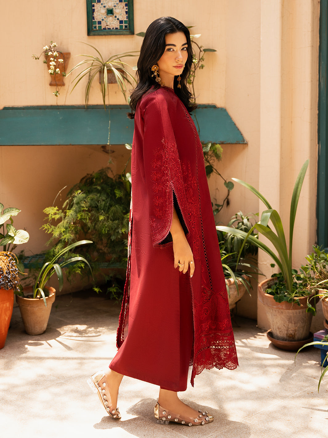 Izel | Dastak Luxury Lawn | REET - Official Izel stockist in UK - Sakeena London