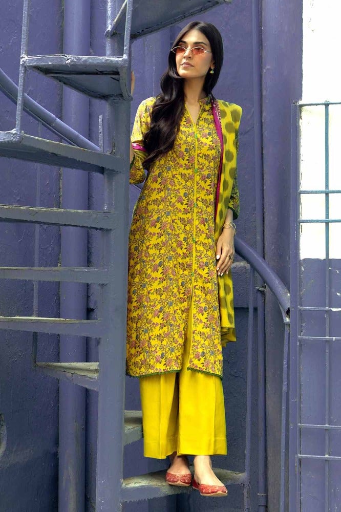 Gul Ahmed | Winter Collection 24 | Suit LT-32022 A - Official Gul Ahmed stockist in UK - Sakeena London