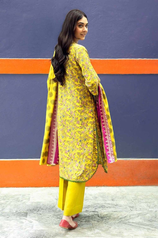 Gul Ahmed | Winter Collection 24 | Suit LT-32022 A - Official Gul Ahmed stockist in UK - Sakeena London