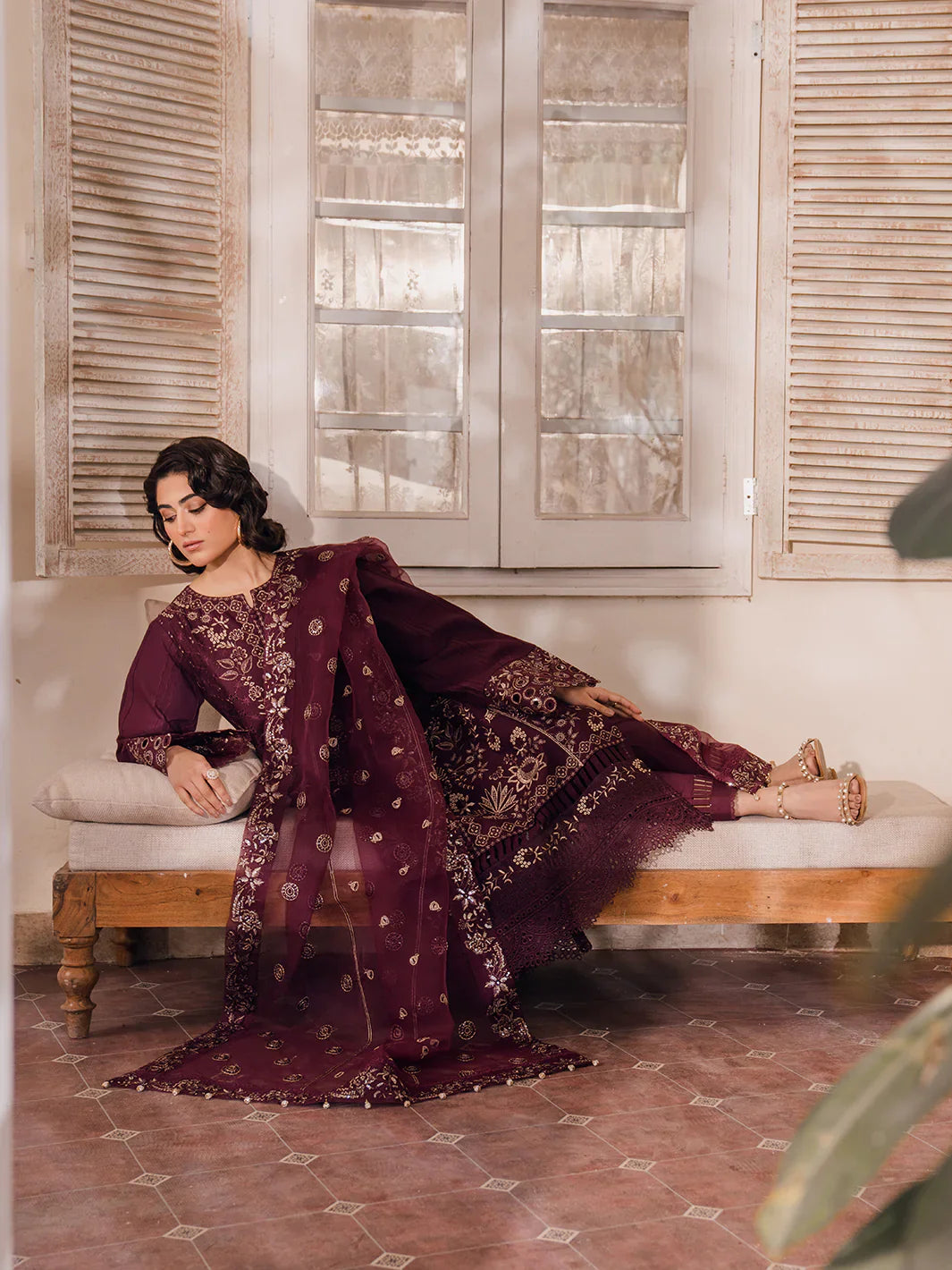 Bin Ilyas | Naqsh Luxury Lawn | Emire - Official Bin Ilyas stockist in UK - Sakeena London