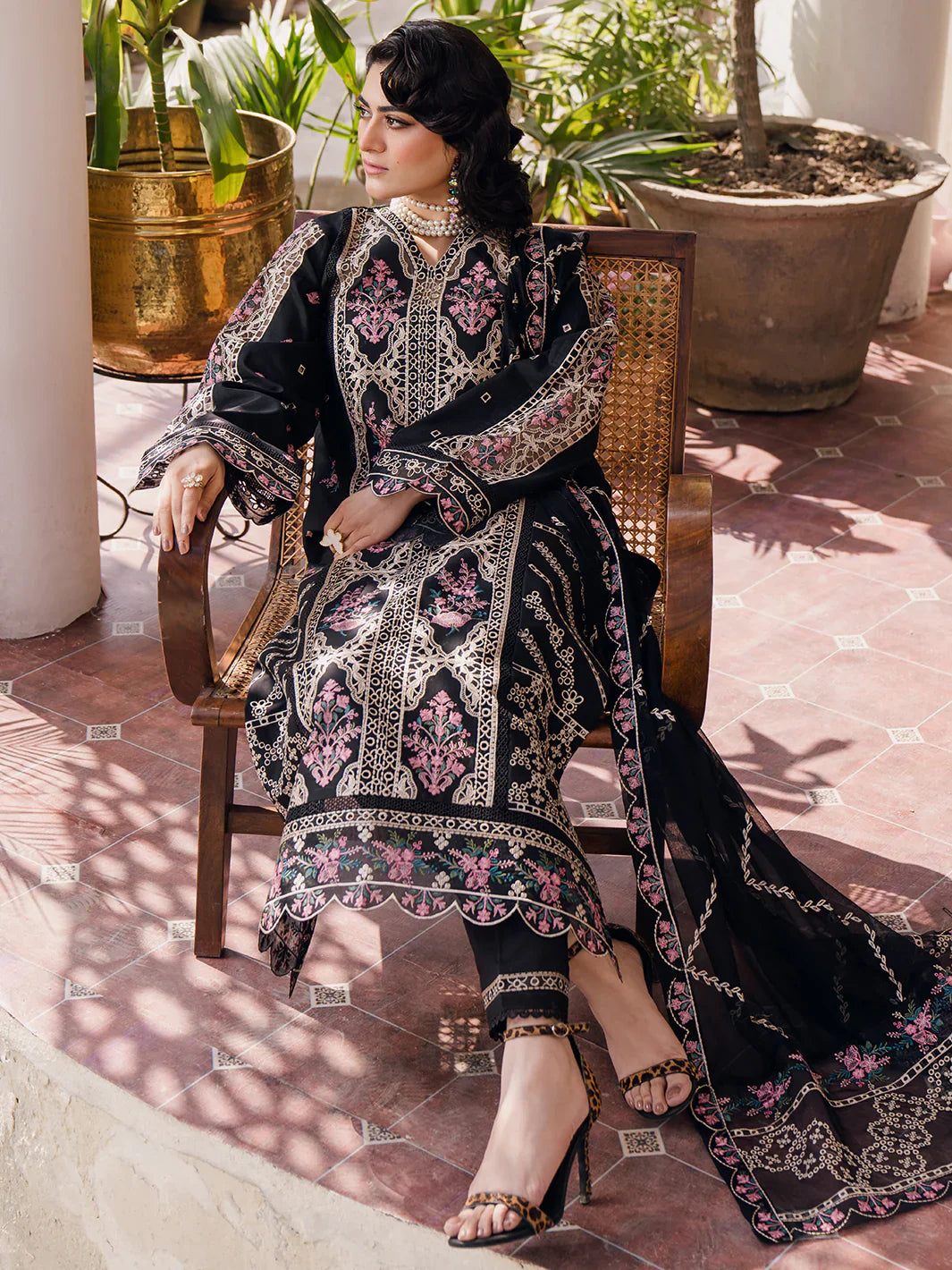 Bin Ilyas | Naqsh Luxury Lawn | Esra - Official Bin Ilyas stockist in UK - Sakeena London