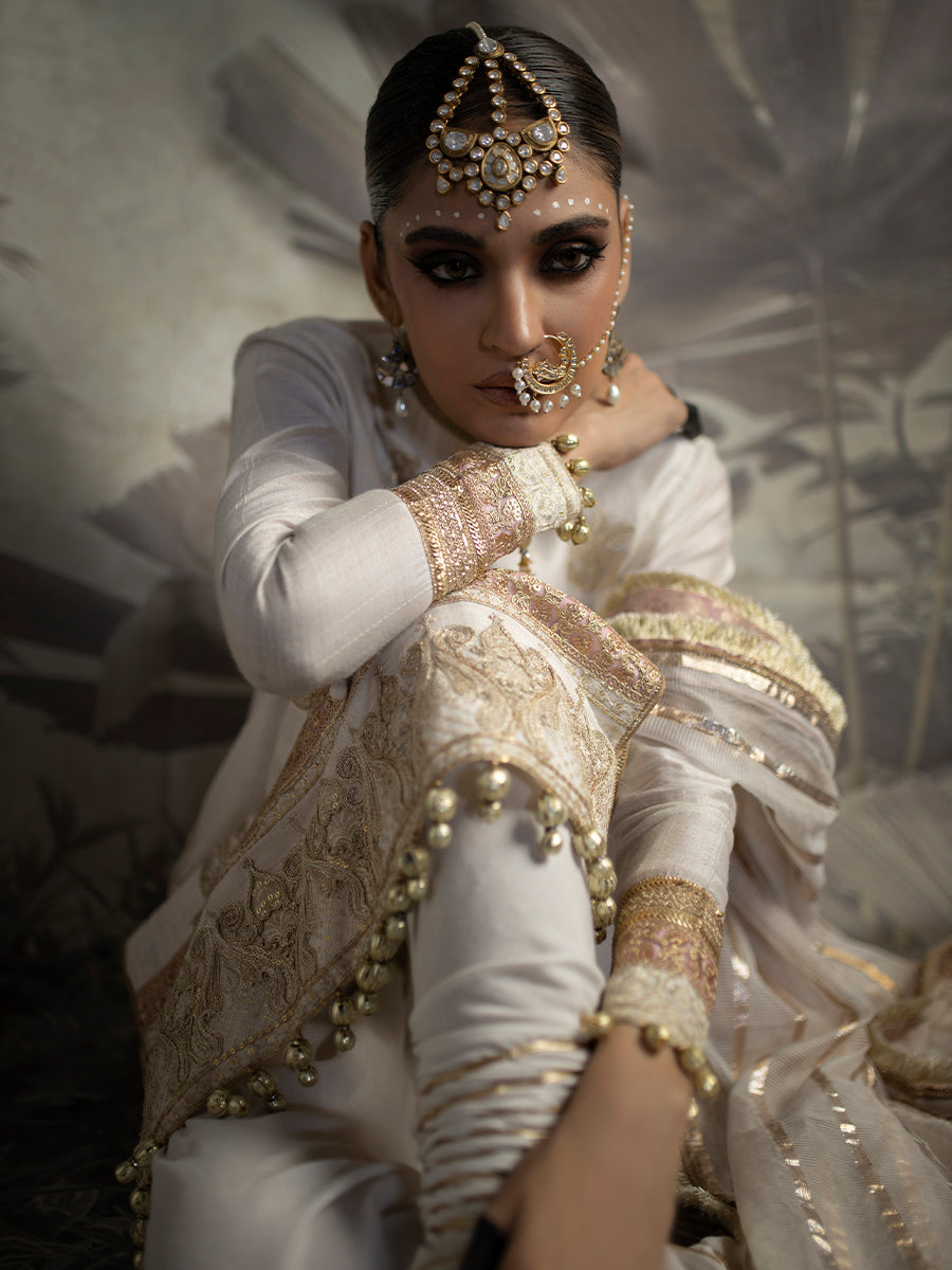 Salitex | Luxury Wear 24 | 37 - Official Salitex stockist in UK - Sakeena London