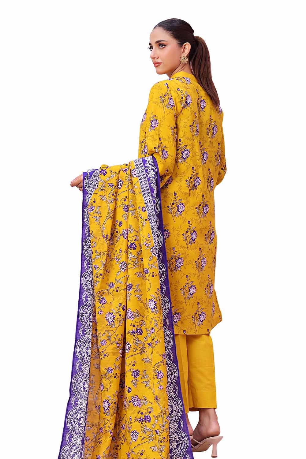 Gul Ahmed | Winter Collection 24 | Khaddar Suit SD-42136 - Official Gul Ahmed stockist in UK - Sakeena London