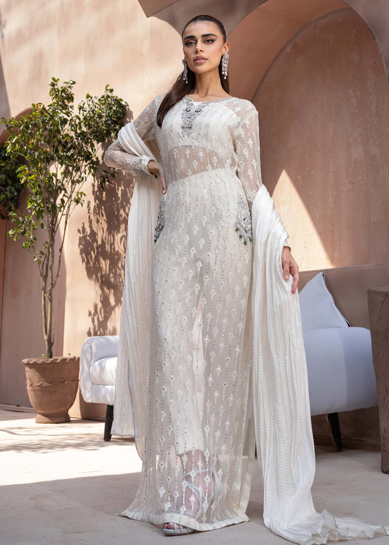 Mahum Asad | The Ultimate Edit 24 | Diamond - Official Mahum Asad stockist in UK - Sakeena London