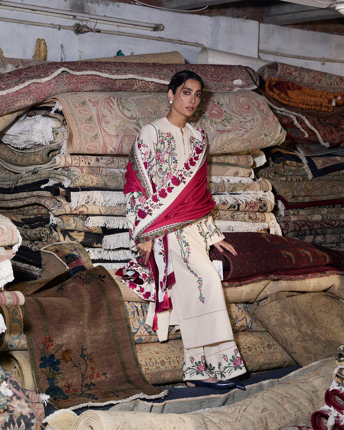Jugnu | Karandi 25 | Zura - Official Jugnu stockist in UK - Sakeena London