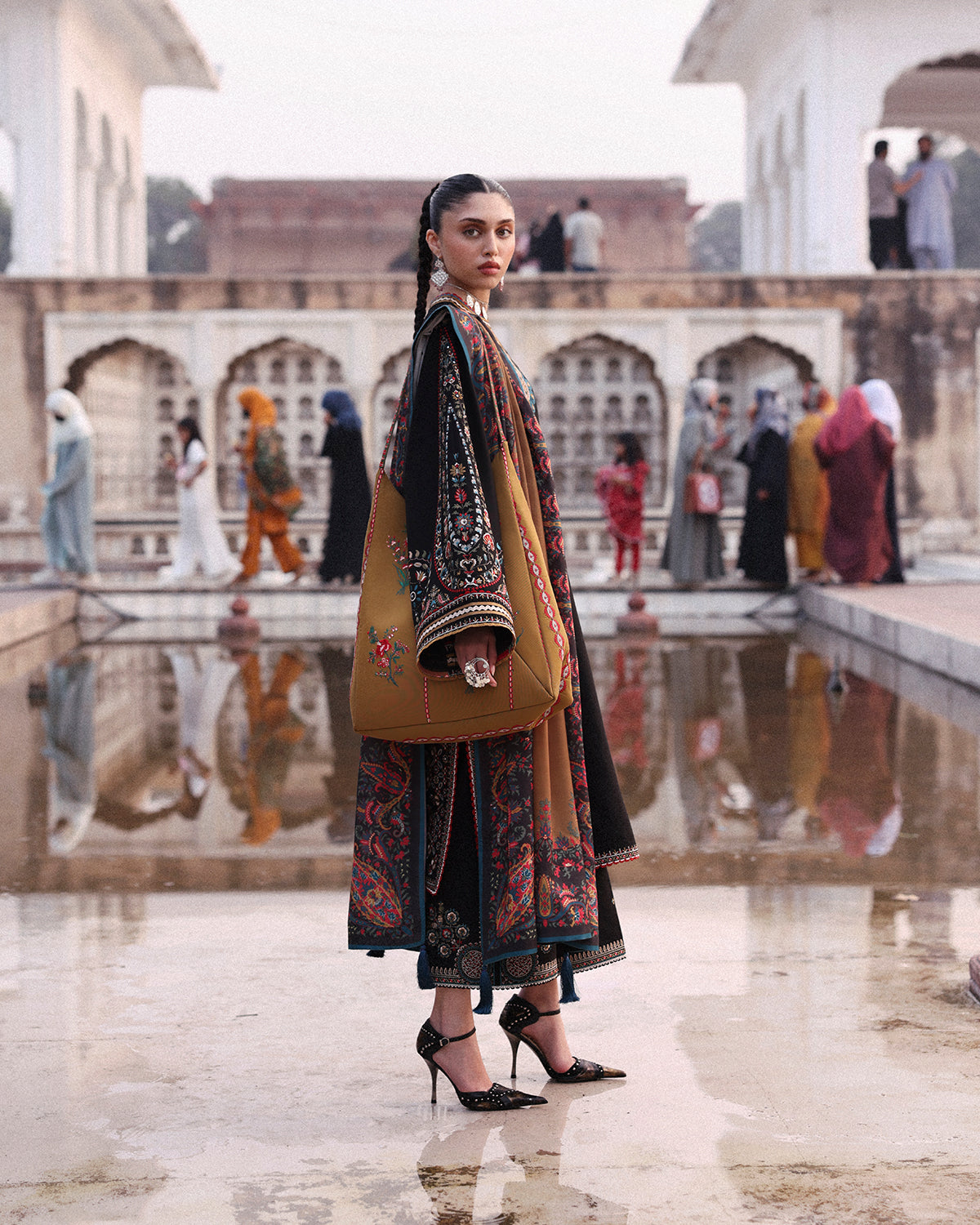 Jugnu | Khaddar 25 | Bejul - Official Jugnu stockist in UK - Sakeena London
