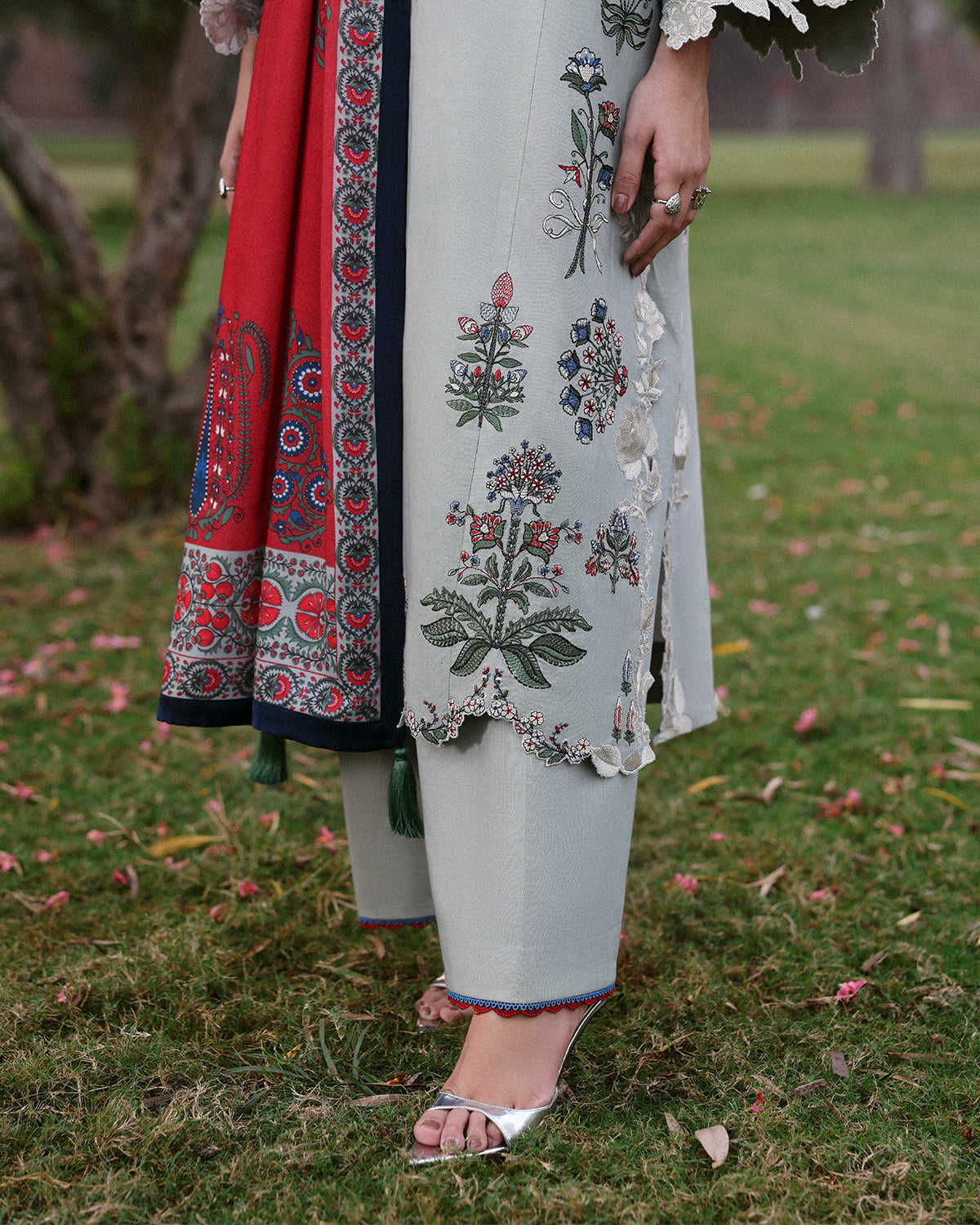 Jugnu | Khaddar 25 | Heran - Official Jugnu stockist in UK - Sakeena London