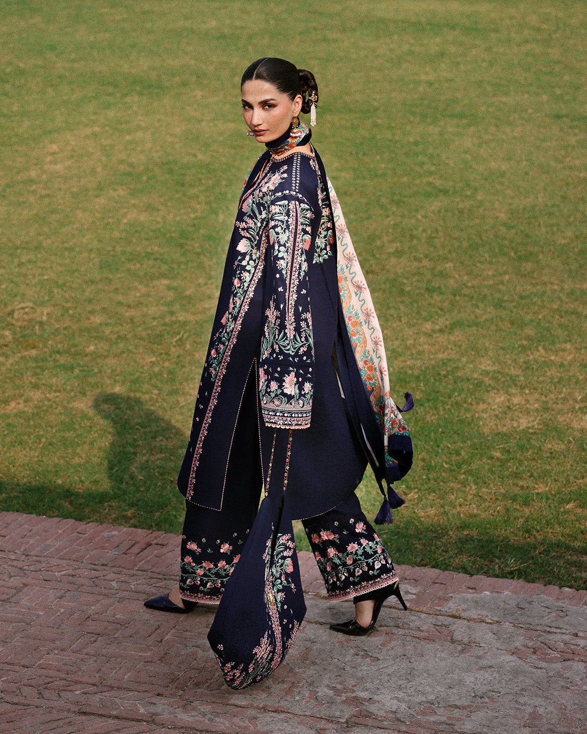 Jugnu | Khaddar 25 | Navi - Official Jugnu stockist in UK - Sakeena London