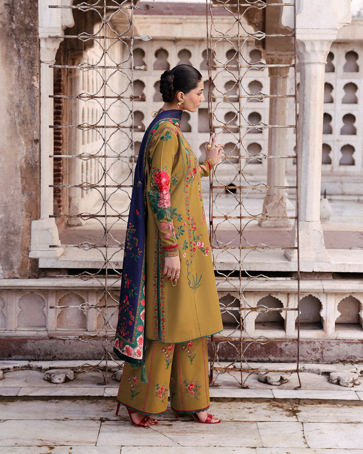 Jugnu | Khaddar 25 | Mitra - Official Jugnu stockist in UK - Sakeena London