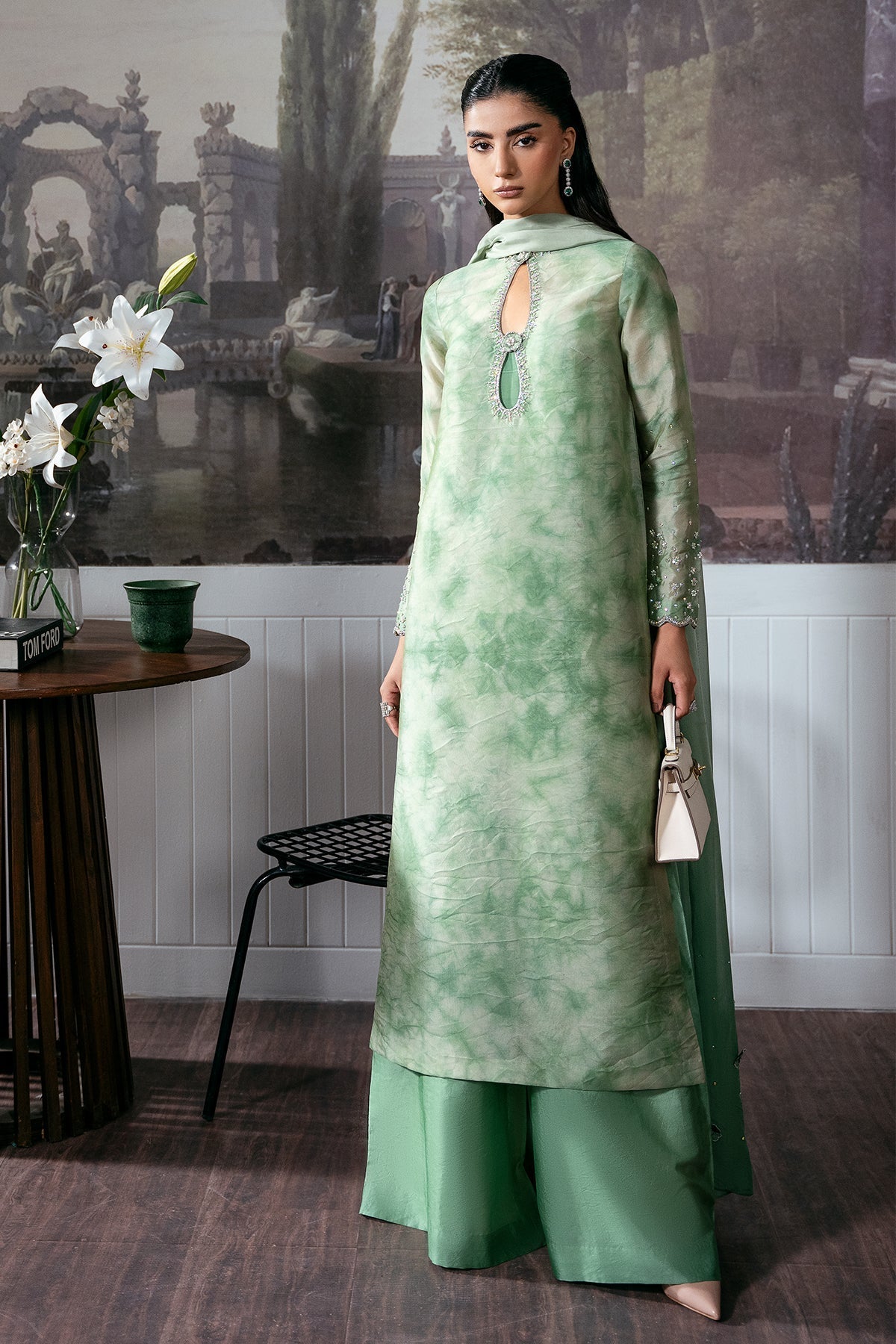 Mina Kashif | Loona Luxe Formals | Noira