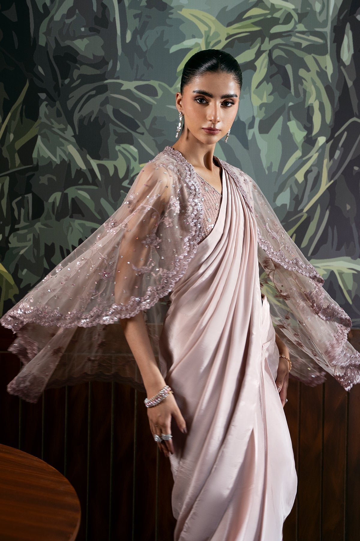 Mina Kashif | Loona Luxe Formals | Vanya