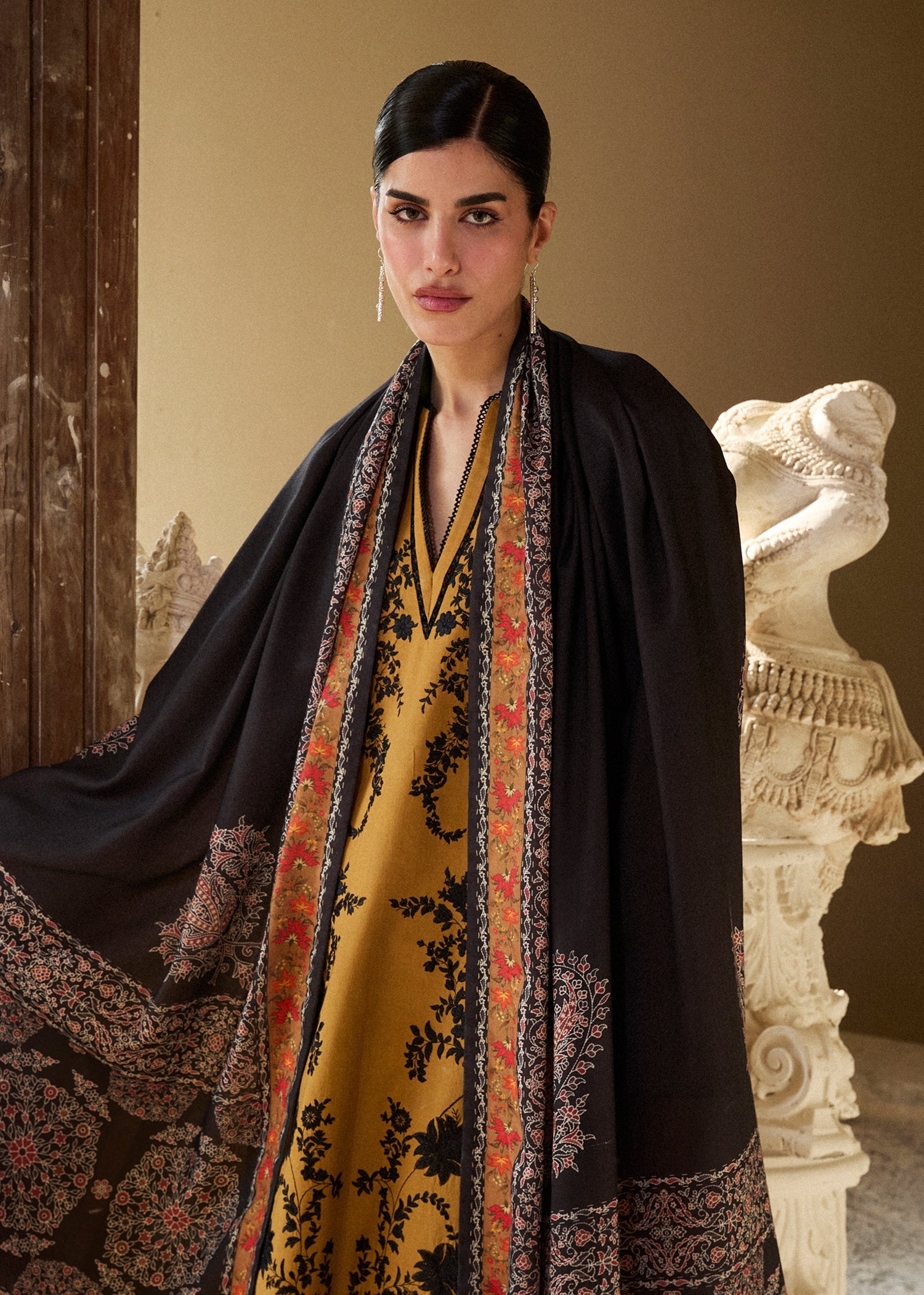 Hussain Rehar | Khaddar Pret 25 |MERI GOLD - Official Hussain Rehar stockist in UK - Sakeena London